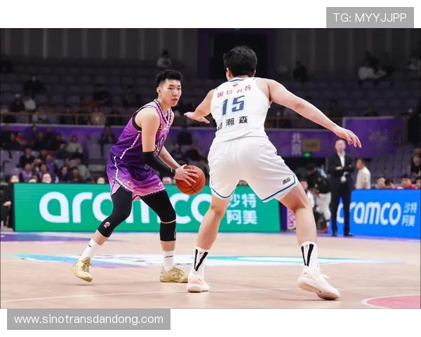 男篮归国赵睿廖三宁喜悦 张镇麟畅谈未来 男篮归国赵睿廖三宁喜悦 张镇麟畅谈未来